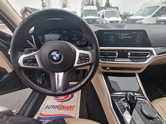 BMW 330e 8 of 30