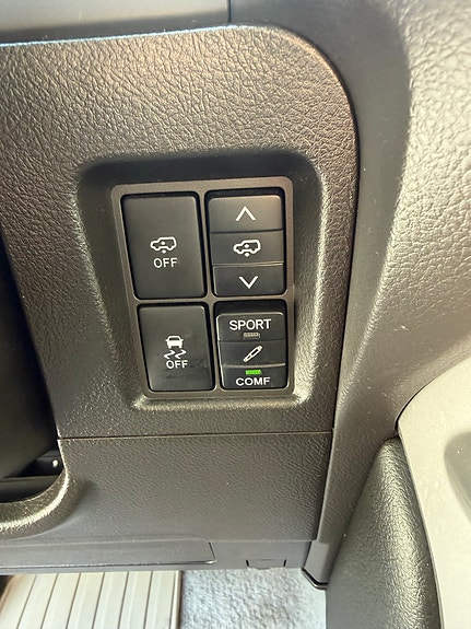 Toyota Land Cruiser 21 of 30