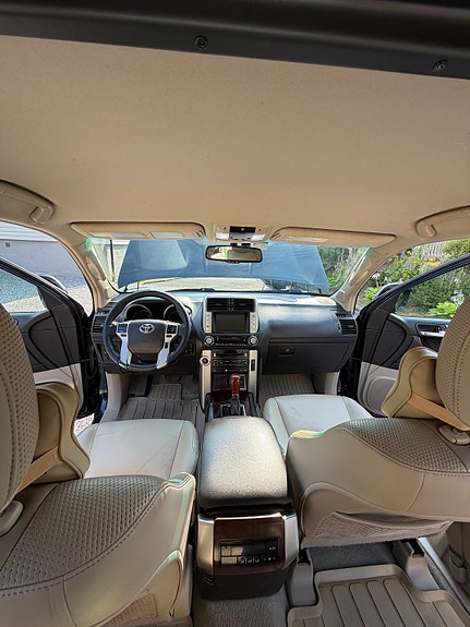 Toyota Land Cruiser 15 of 30