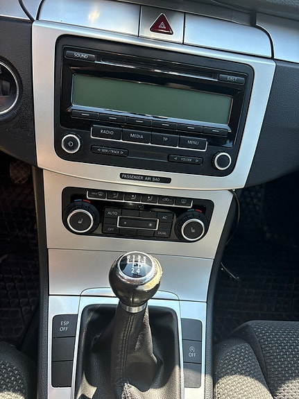 Volkswagen Passat 5 of 5