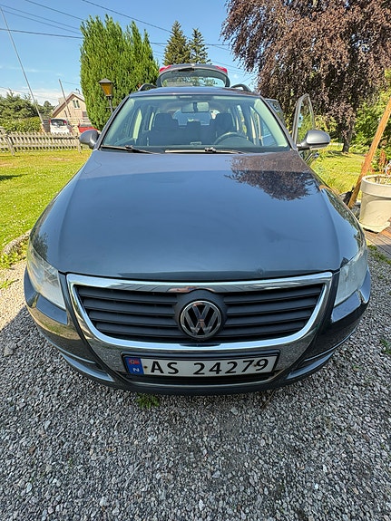 Volkswagen Passat 27 of 27