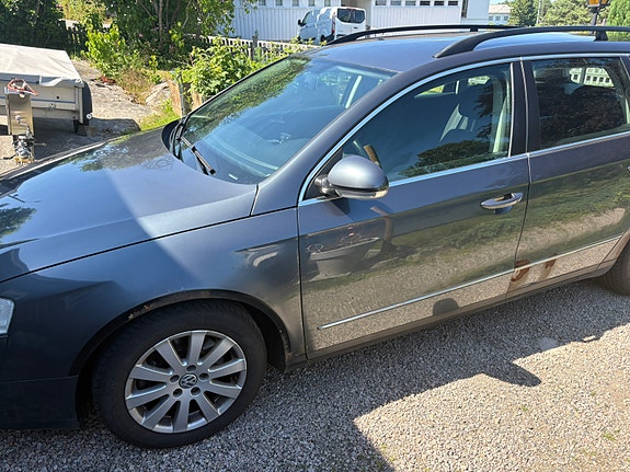 Volkswagen Passat 25 of 27