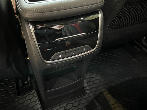 Maxus Euniq 5 14 of 30