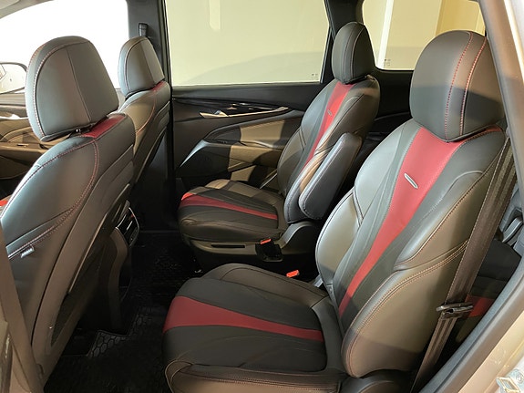 Maxus Euniq 5 6 of 30