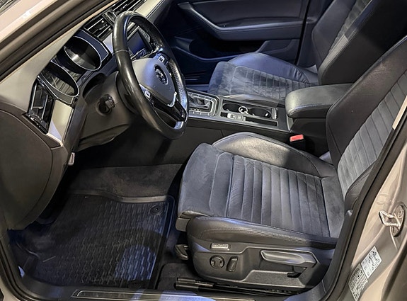 Volkswagen Passat 7 of 10