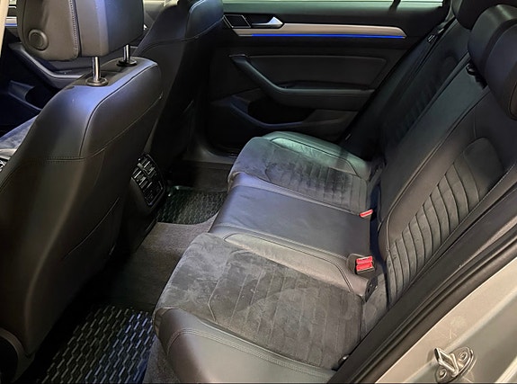 Volkswagen Passat 9 of 10