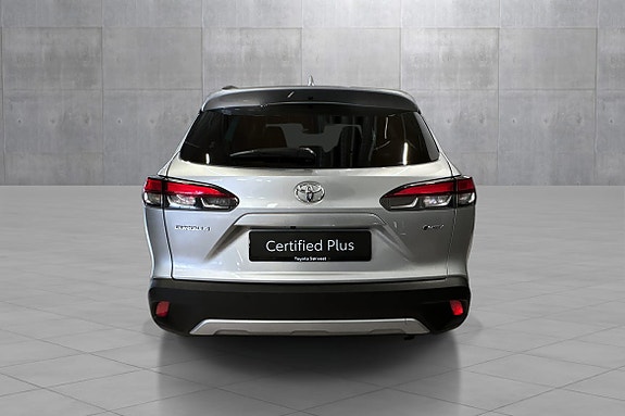 Toyota Corolla Cross 4 of 5