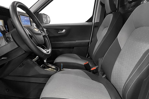 Ford Transit Courier 5 of 5