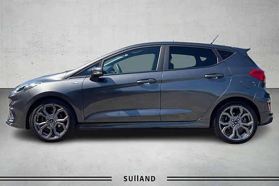 Ford Fiesta 4 of 5