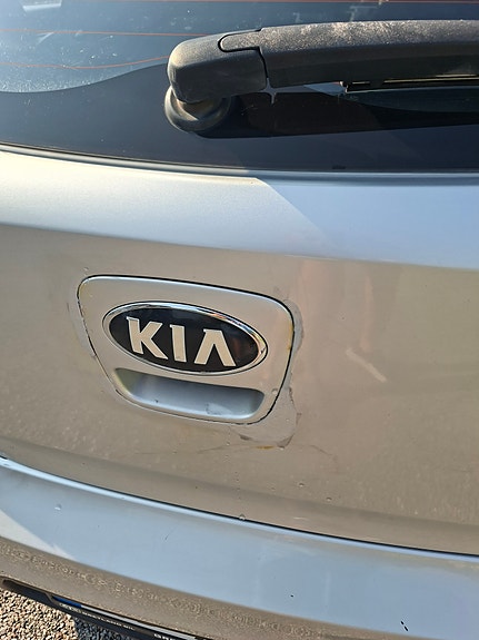 Kia Rio 9 of 16