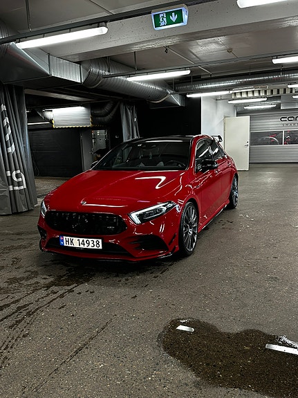 Mercedes-Benz A35 3 of 5