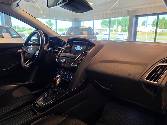 Ford Focus 14 of 25