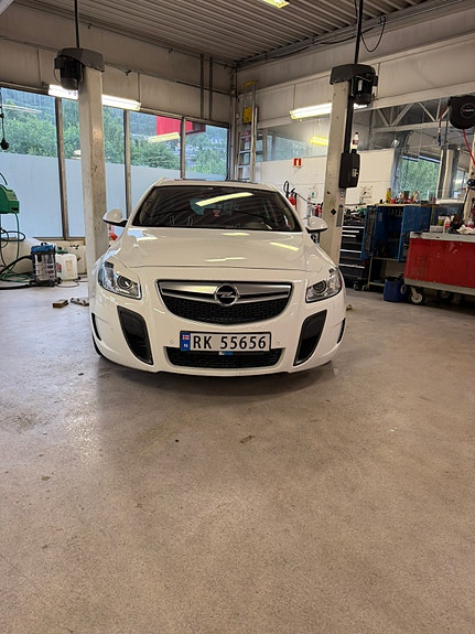 Opel Insignia 3 of 5