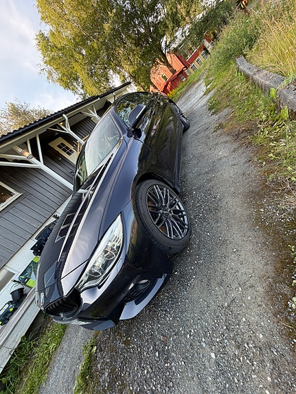 BMW 420d 2 of 5