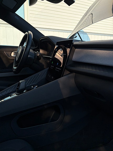 Polestar 2 10 of 21