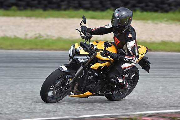 Triumph Street Triple RS 765 5 of 5
