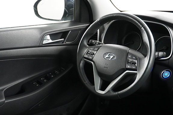 Hyundai Tucson 11 of 30
