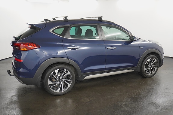 Hyundai Tucson 3 of 5