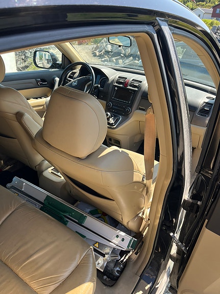 Honda CR-V 3 of 4