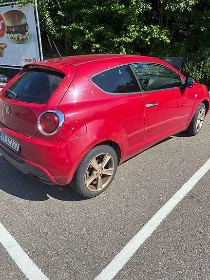 Alfa Romeo MiTo 3 of 5