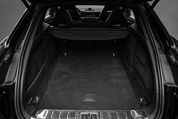 Porsche Panamera 27 of 30