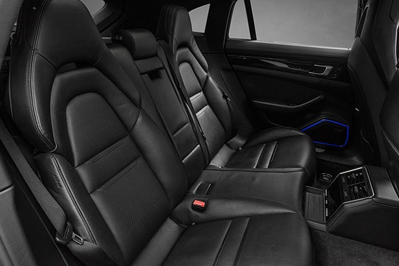 Porsche Panamera 26 of 30