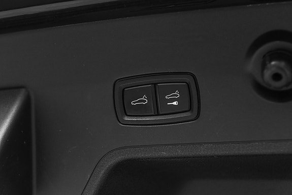 Porsche Panamera 28 of 30