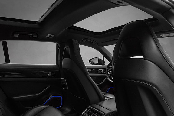 Porsche Panamera 25 of 30