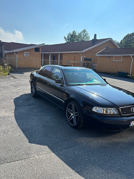 Audi A8 3 of 5