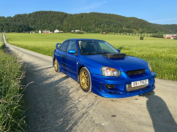 Subaru WRX 4 of 5