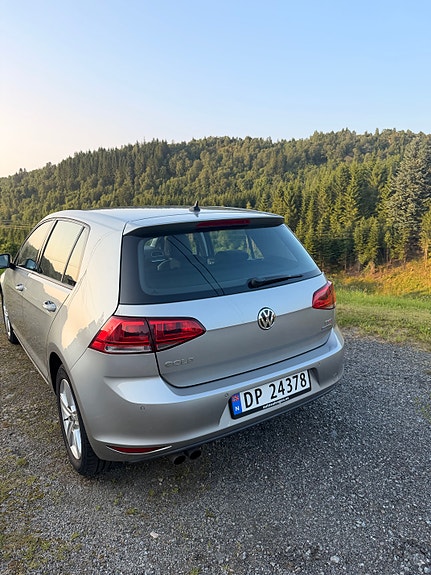 Volkswagen Golf VII 4 of 5