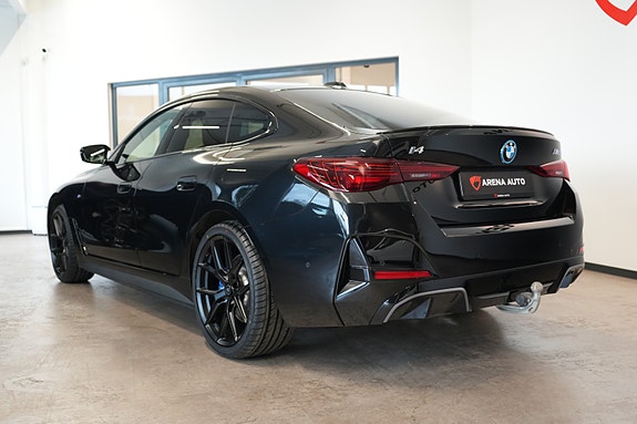 BMW i4 3 of 5