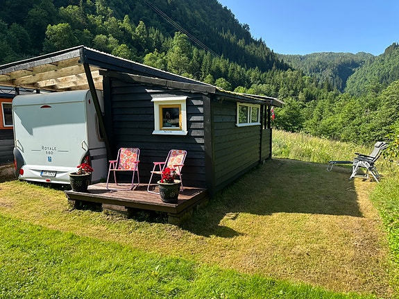 Knaus Royale 580 m. spikertelt 2 of 5