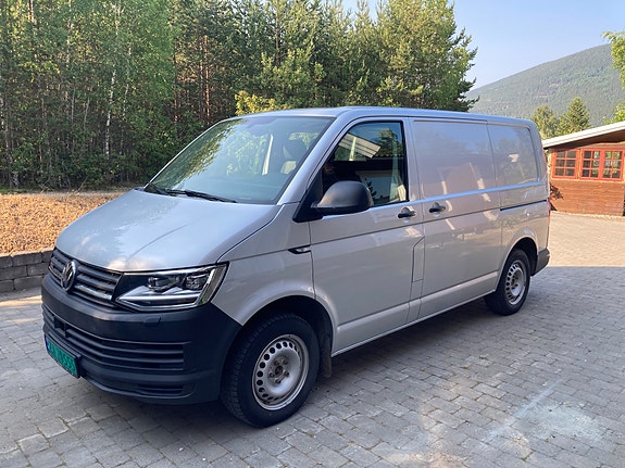 Volkswagen Transporter 2 of 5