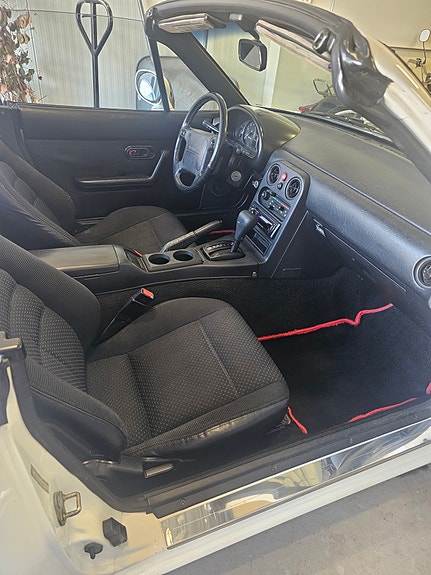 Mazda MX-5 15 of 19