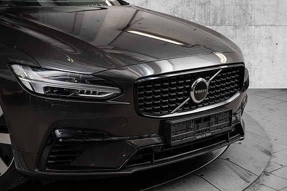 Volvo V90 4 of 5