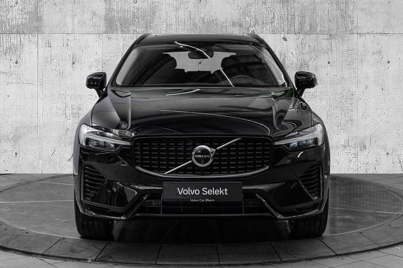 Volvo XC60 4 of 5