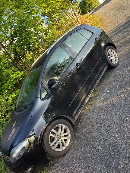 Volkswagen Golf Plus 3 of 8