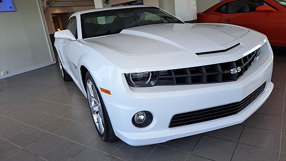 Chevrolet Camaro 4 of 5
