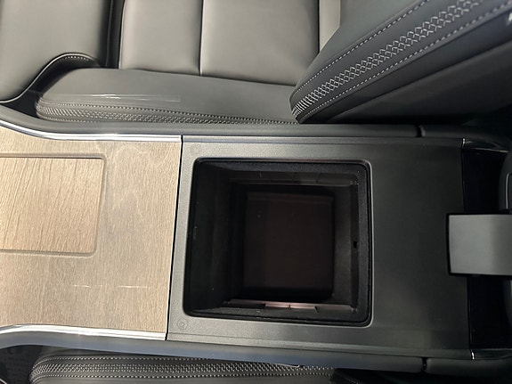 Volvo EX90 30 of 30