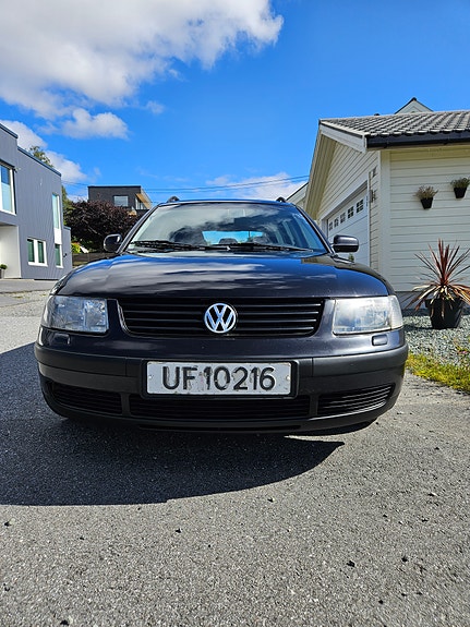 Volkswagen Passat 4 of 5