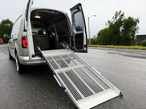 Volkswagen Caddy Maxi 20 of 22