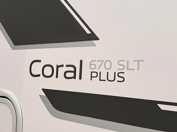 Adria Coral Plus 670 SLT 2,3 / 150 hk Aut *ENKLE SENGER/STEKEOVN* 4 of 5