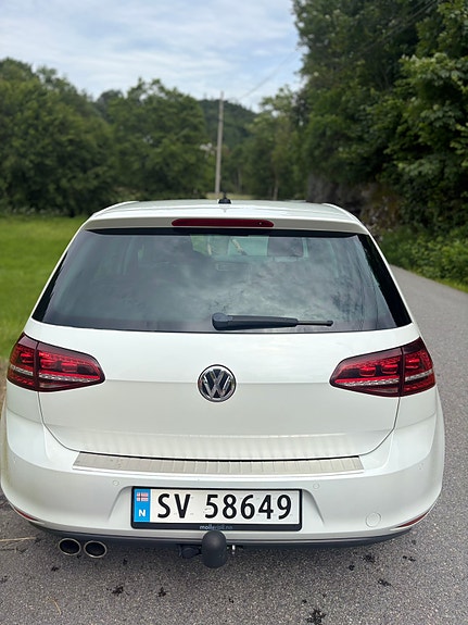 Volkswagen Golf VII 5 of 5