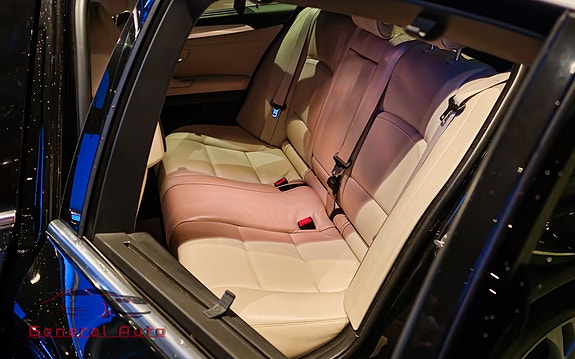 BMW 535i 18 of 30