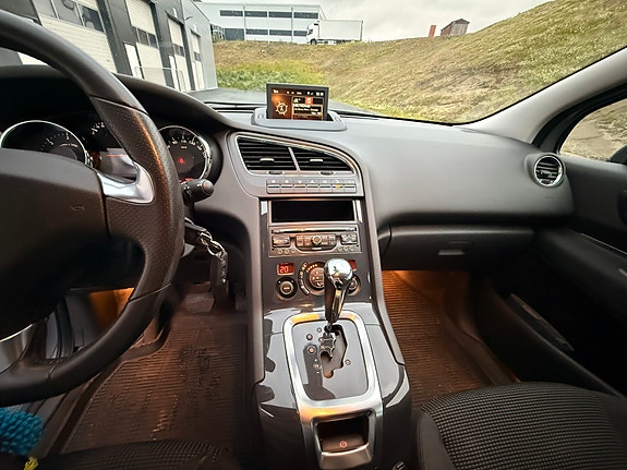 Peugeot 5008 13 of 30