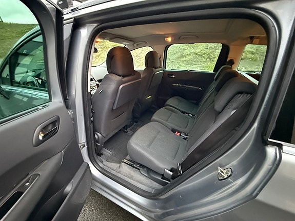Peugeot 5008 20 of 30