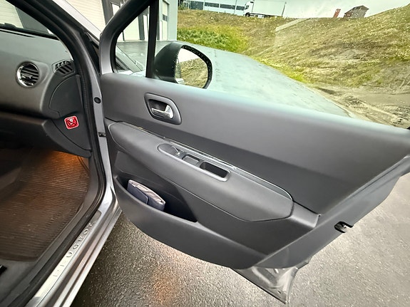 Peugeot 5008 29 of 30