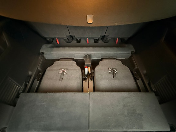 Peugeot 5008 25 of 30