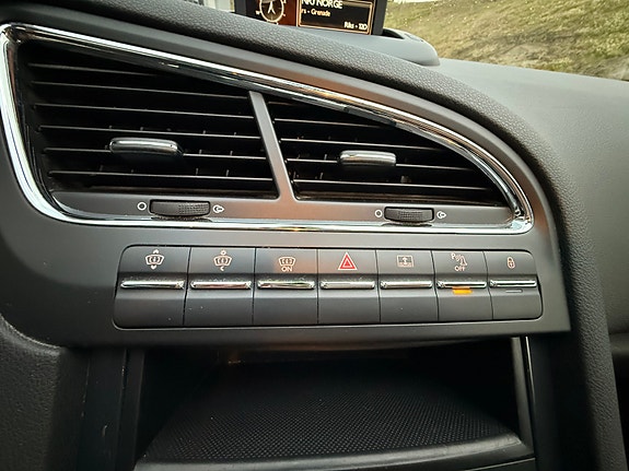 Peugeot 5008 15 of 30
